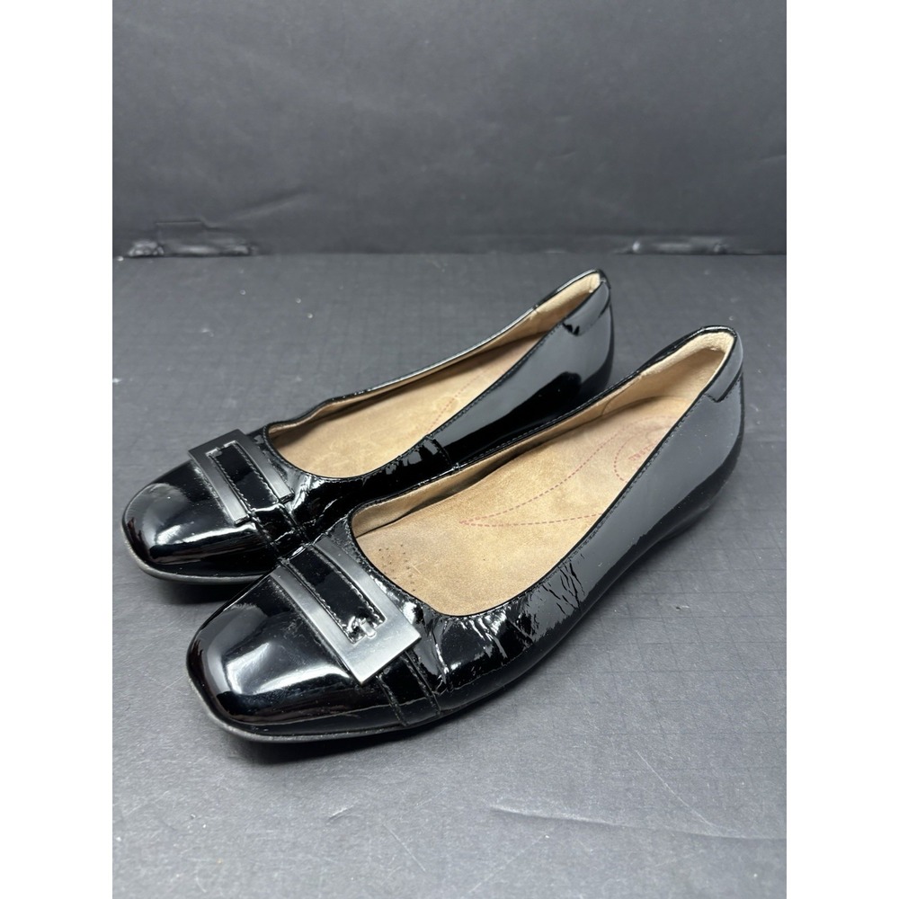 Clarks Artisan Women's Patent Leather Shoe Black‎ Size 7 Wide